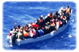 Risultati immagini per girano un film su un barcone gif